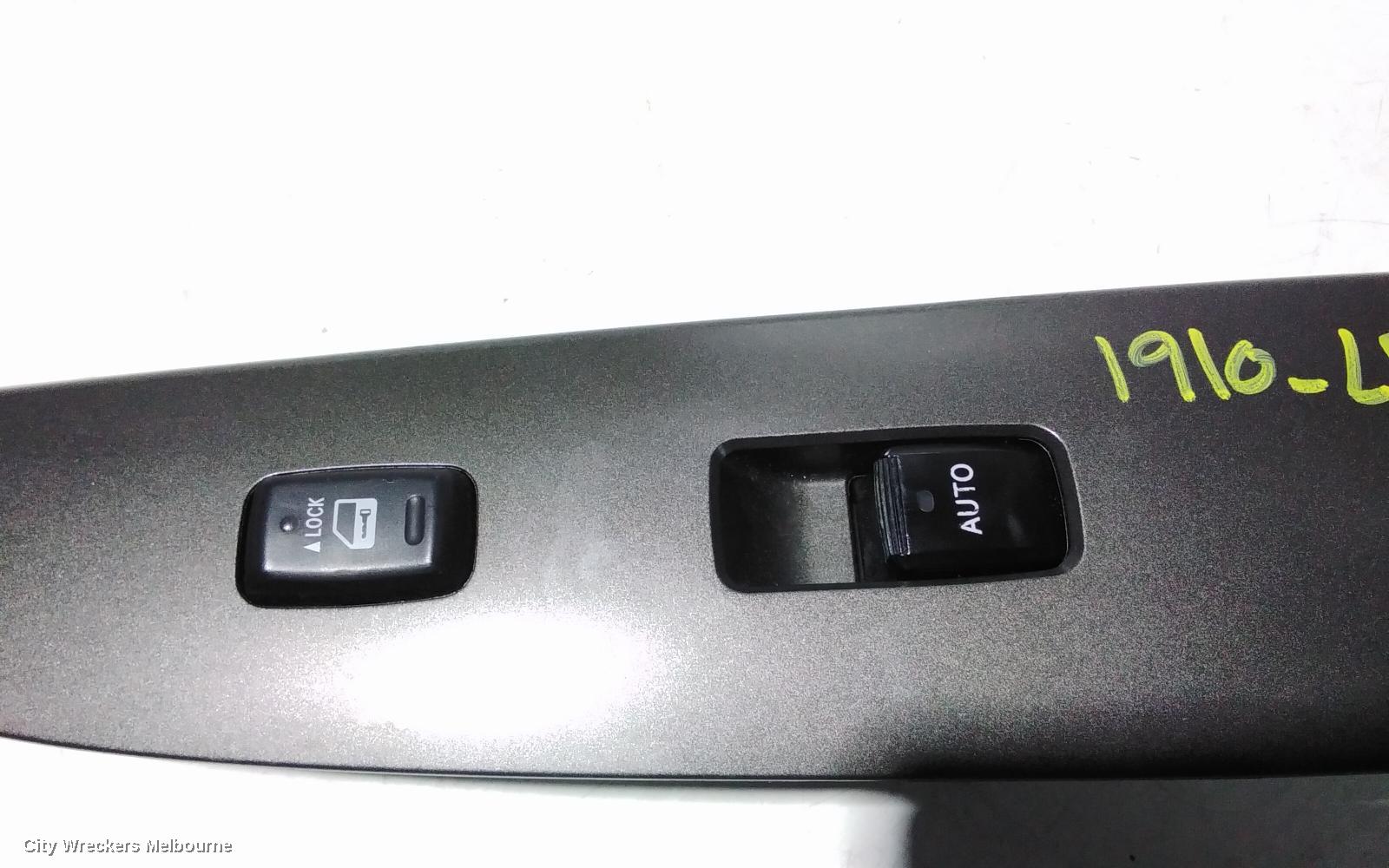 LEXUS IS250/IS250C PWR DR WIND SWITCH, IS250, LH FRONT, SEDAN, GSE20R, 11/2005 - 09/2008 - Image 2