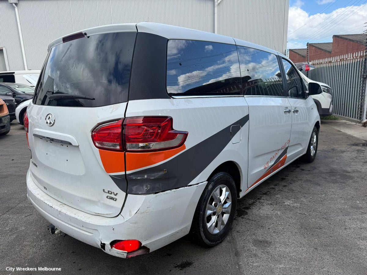LDV G10 RIGHT REAR DOOR, SV7C, VAN, FIXED GLASS, W/ CHROME MOULDING TYPE, 04/2015 ONWARDS - Image 3