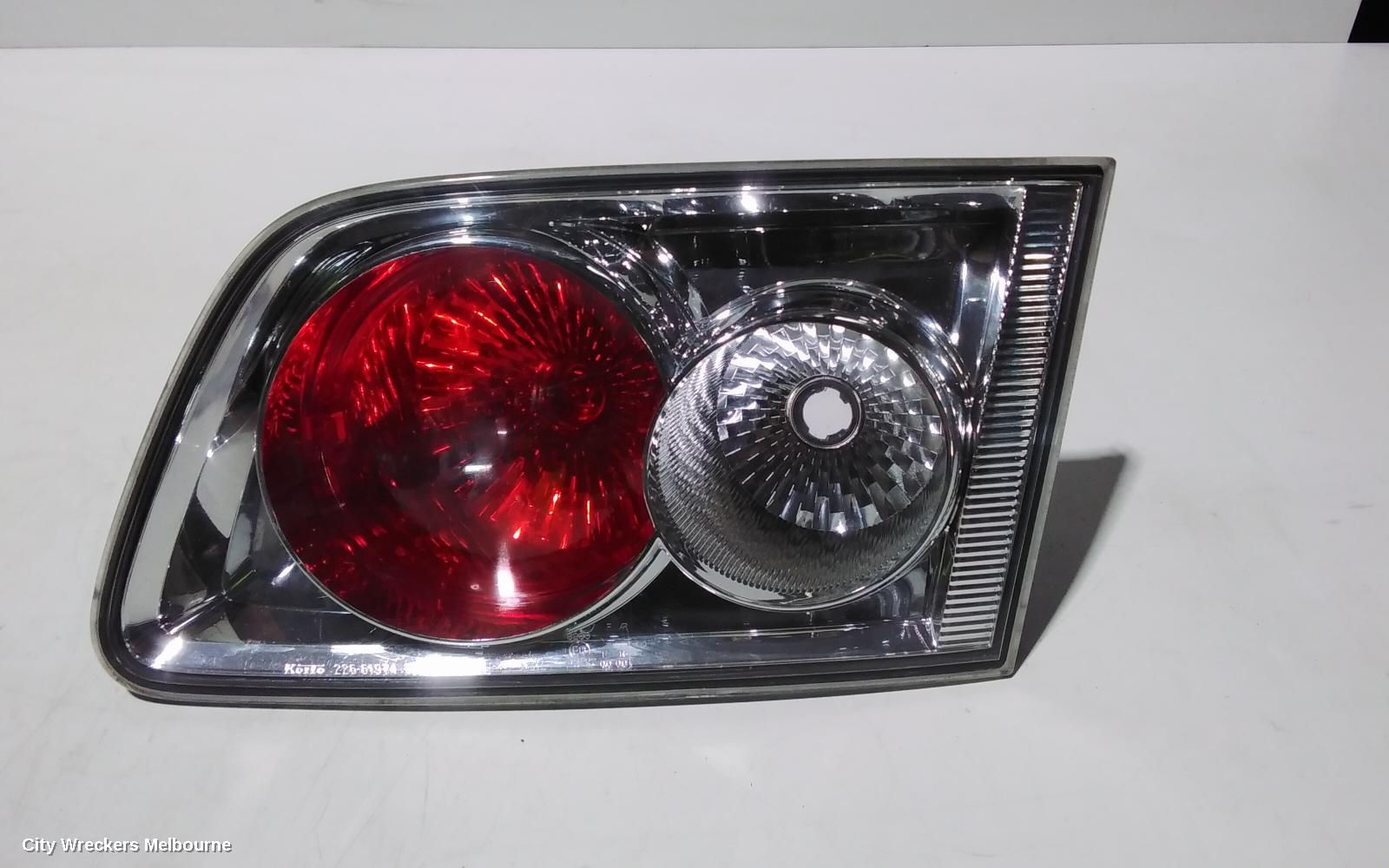 MAZDA 6 REAR GARNISH, BOOTLID LAMP (RH SIDE), GG/GY, SEDAN, 08/2005 - 11/2007 - Image 1