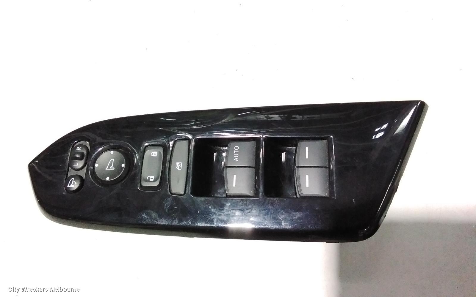 HONDA CRV PWR DR WIND SWITCH, RH FRONT (MASTER SWITCH), W/ AUTO DOWN ON RHF ONLY, RW, 05/2017 - 08/2023 - Image 3