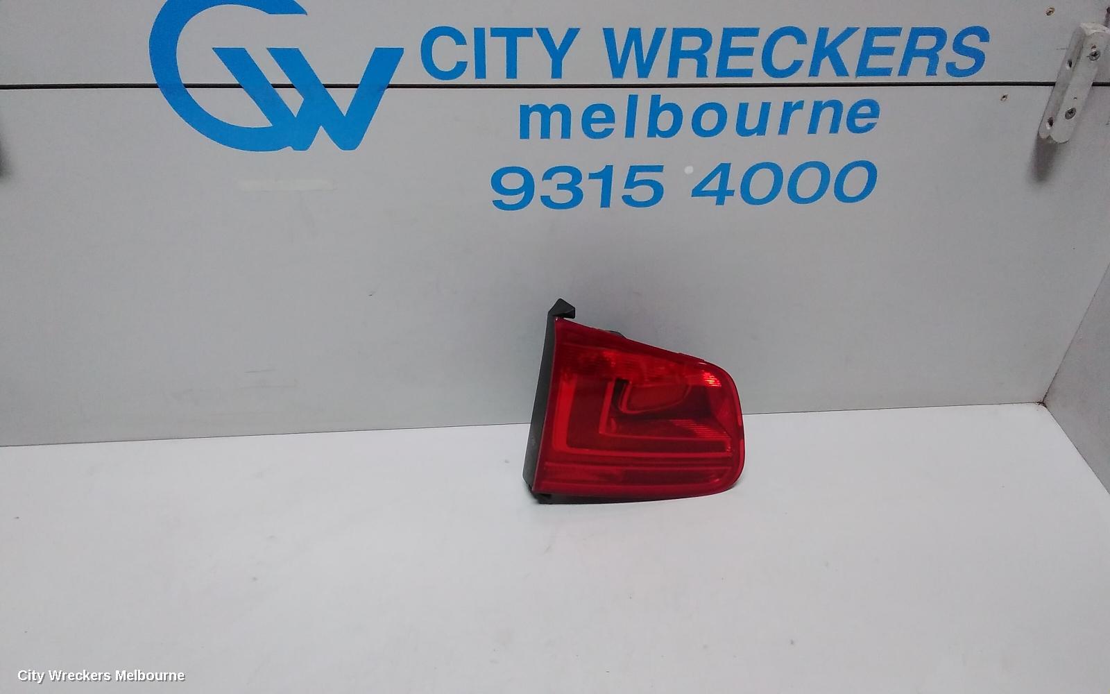 VOLKSWAGEN TIGUAN REAR GARNISH, TAILGATE LAMP (LH SIDE), 5N, 07/2011 - 08/2016 - Image 1