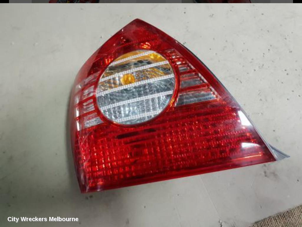 HYUNDAI ELANTRA LEFT TAILLIGHT, XD, SEDAN, 10/2003 - 07/2006 - Image 1