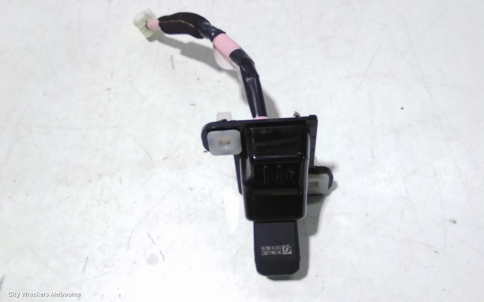 TOYOTA RAV4 REVERSE CAMERA, REVERSE CAMERA, XA40, 12/2012 - 11/2018 - Image 3