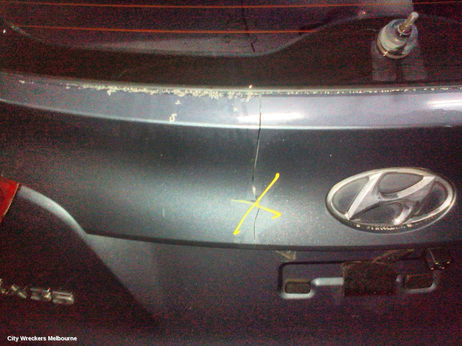 HYUNDAI IX35 BOOTLID/TAILGATE, TAILGATE, LM SERIES, 11/2009 - 01/2016 - Image 3