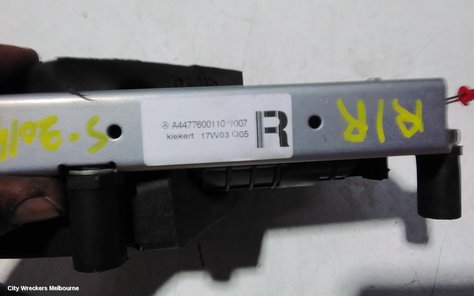 MERCEDES VITO DOOR/BOOT/GATE LOCK, RIGHT REAR DOOR LOCK, 447, 03/2015 ONWARDS - Image 3