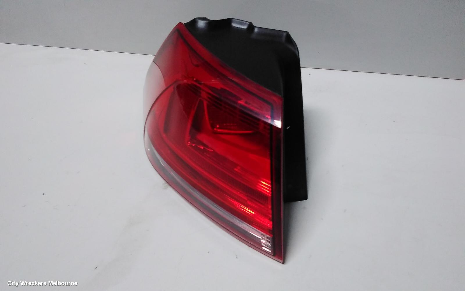 VOLKSWAGEN GOLF LEFT TAILLIGHT, GEN 7, HATCH, STANDARD, NON LED TYPE, 03/2013 - 03/2017 - Image 3