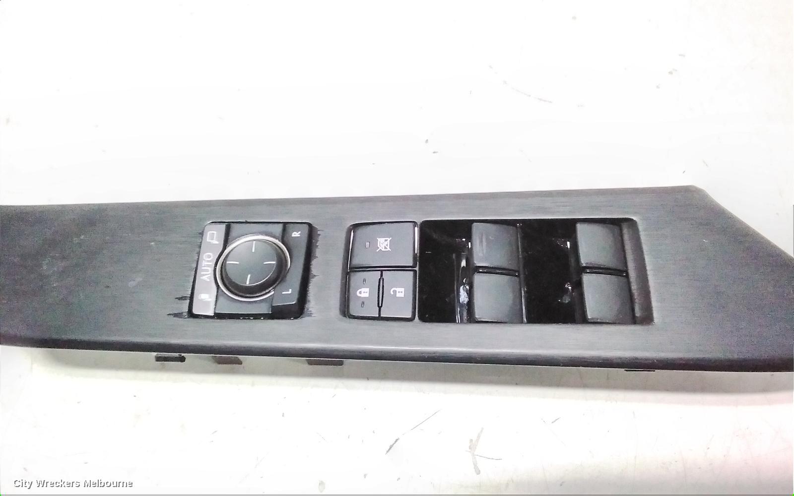 LEXUS UX PWR DR WIND SWITCH, RH FRONT, BLOCK MASTER SWITCH, AUTO FOLD, X10, 10/2018 ONWARDS - Image 3