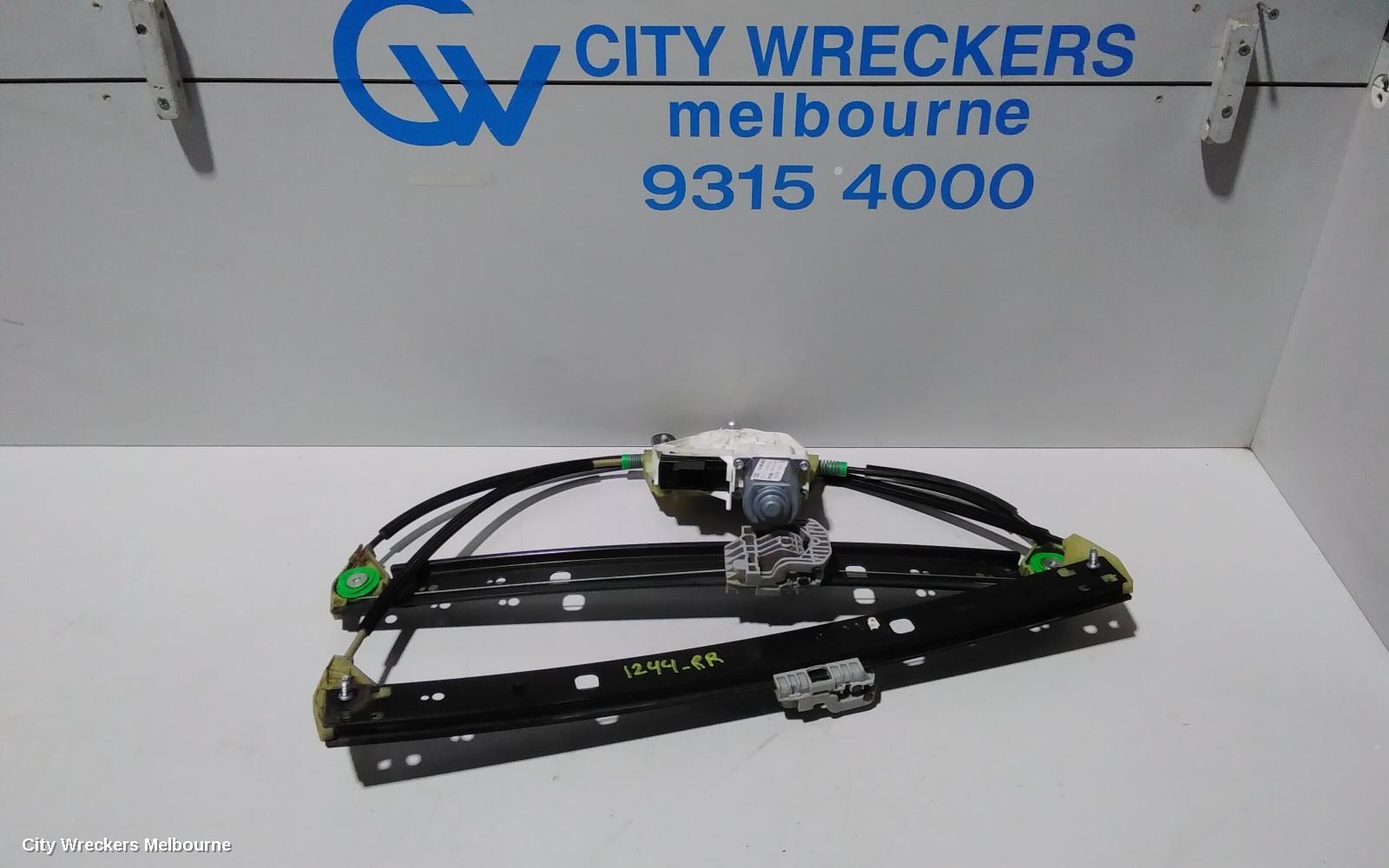 AUDI Q7 RIGHT REAR WND REG/MOTOR, 4L, 09/2006 - 08/2015 - Image 1