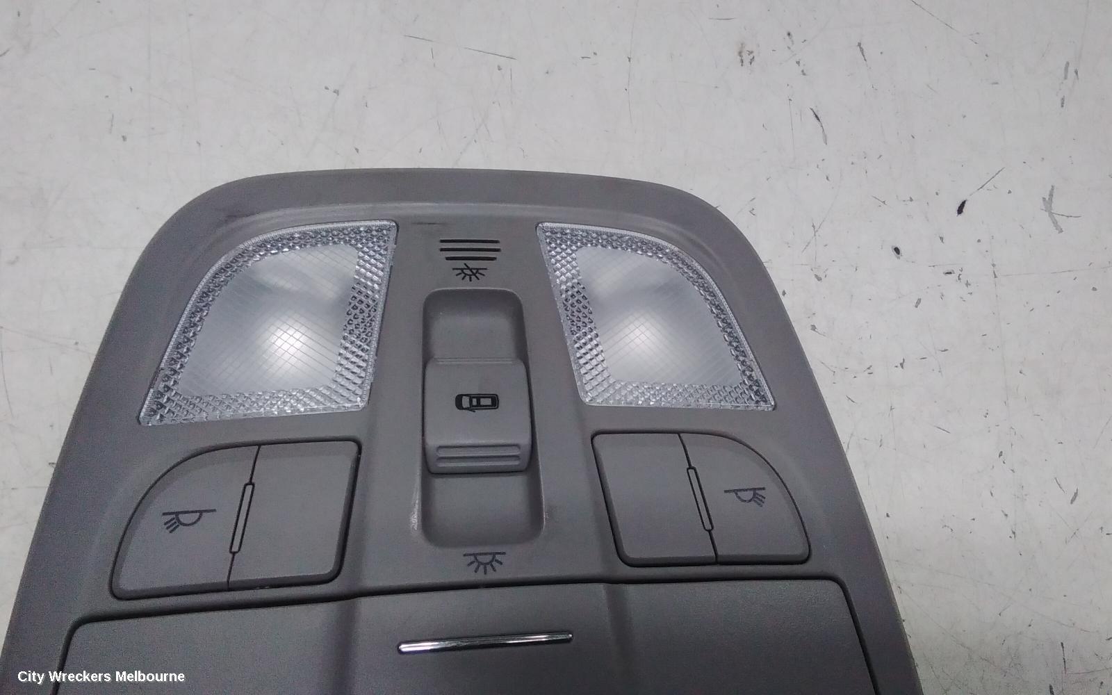 LDV G10 COURTESY LIGHT, FRONT, STANDARD TYPE, SV7A/SV7C, WAGON/VAN, 04/2015 ONWARDS - Image 2