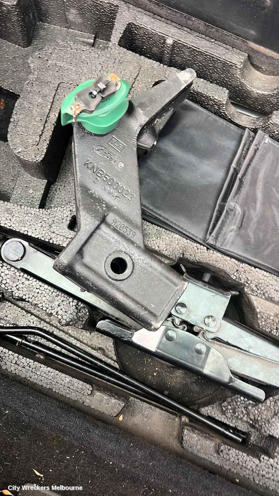 LAND ROVER RANGEROVER SPORT TOWBAR, L320, 08/2005 - 12/2013 - Image 1