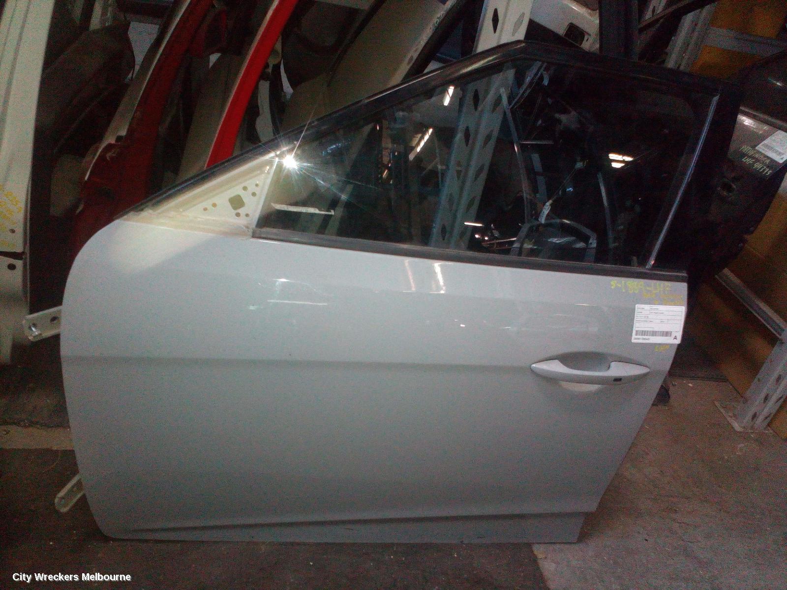 HYUNDAI VELOSTER LEFT FRONT DOOR, FS, 12/2011 - 02/2018 - Image 1