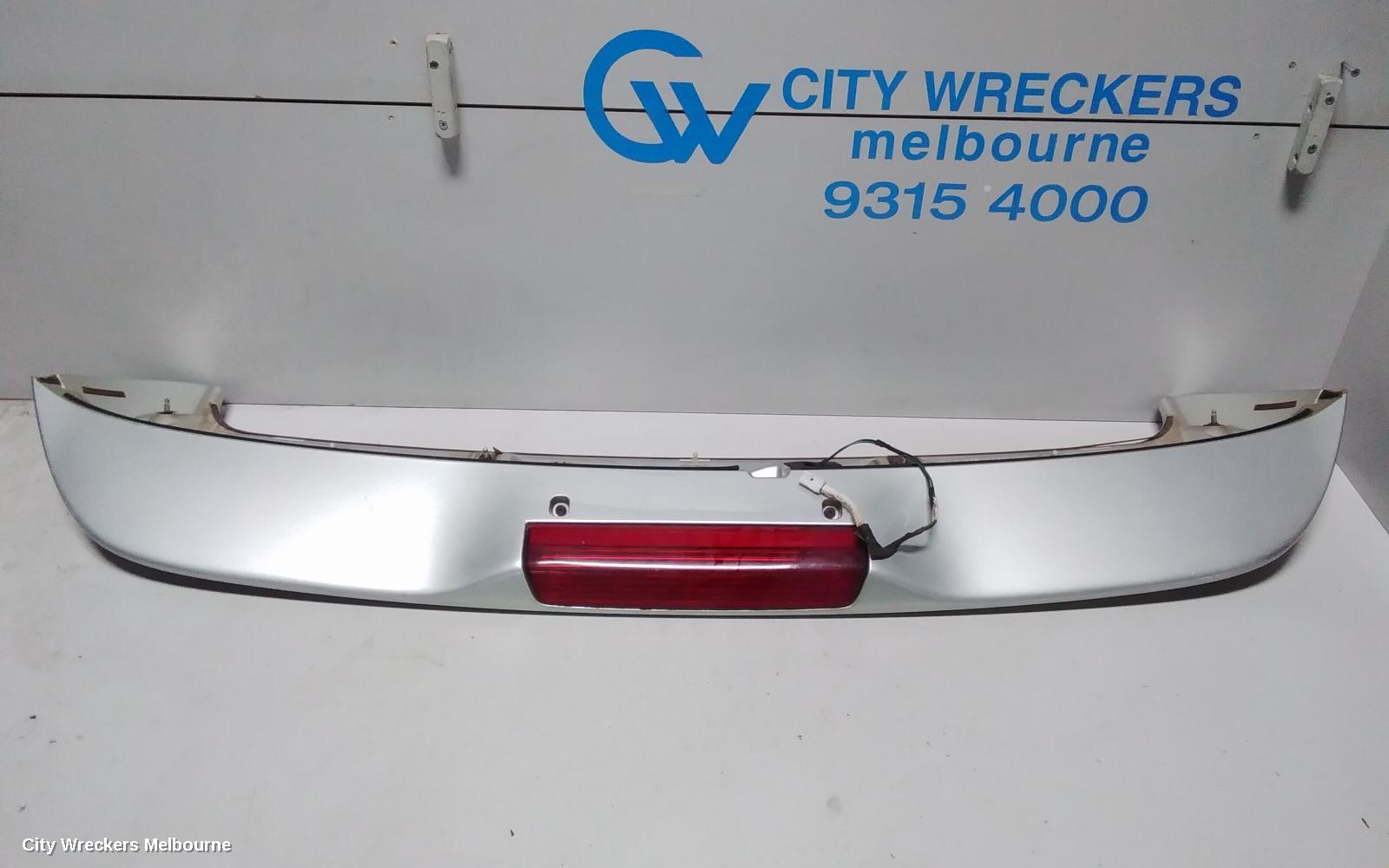 TOYOTA TARAGO REAR SPOILER, ACR30, (TAILGATE), 06/2000 - 02/2006 - Image 3