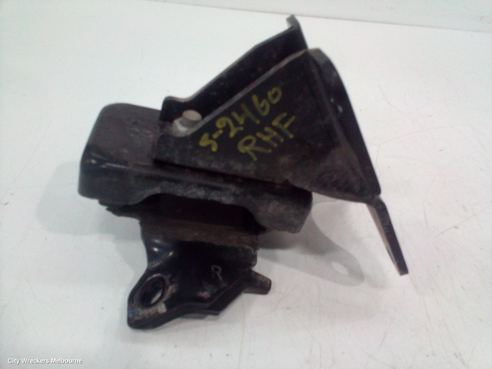 LDV T60 MOUNT, ENGINE MOUNT (RH SIDE), DIESEL, 2.8, TURBO, SK8C, 07/2017 - 08/2021 - Image 3