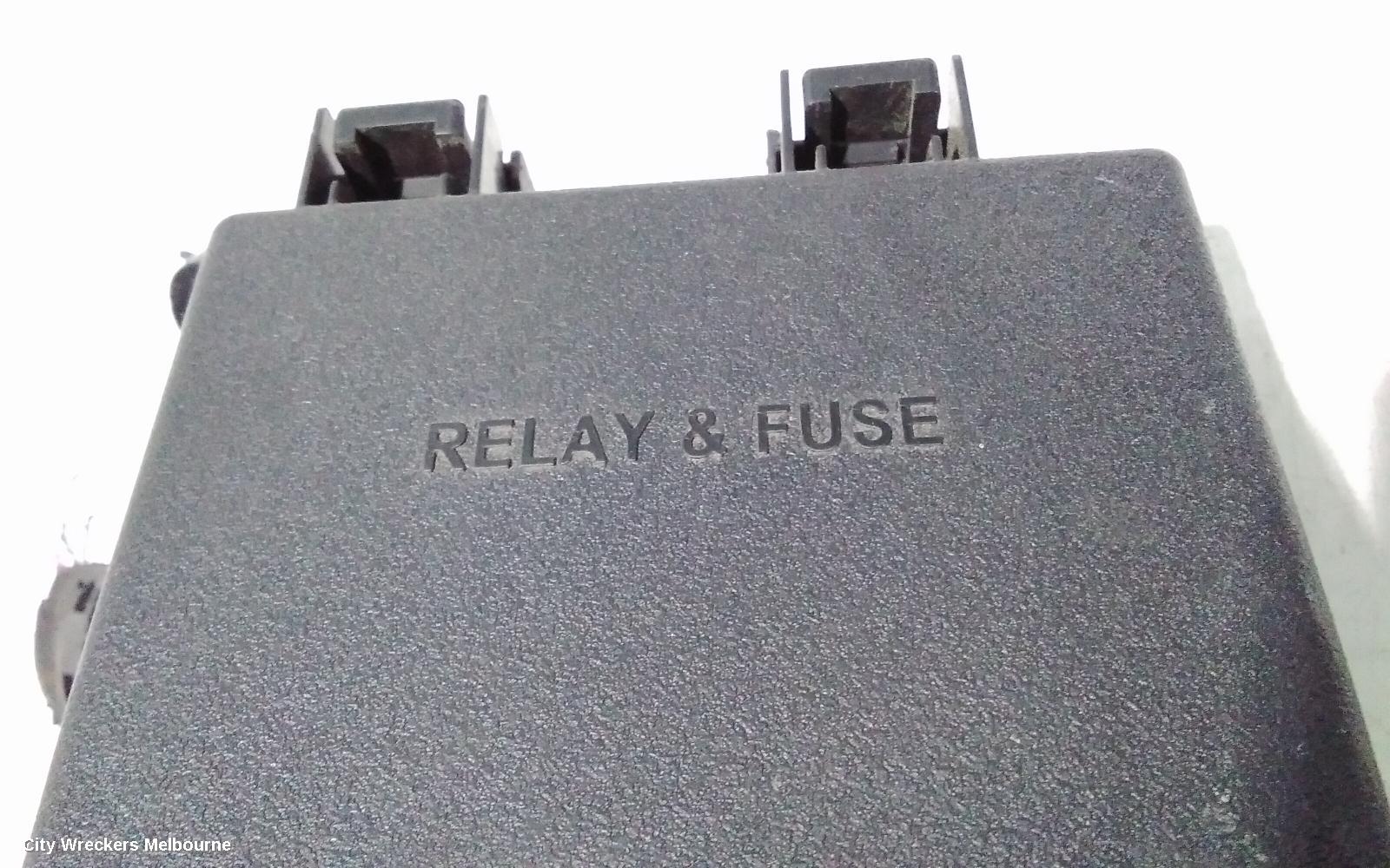 TOYOTA COROLLA FUSE BOX, ENGINE BAY, E210, 07/2018 ONWARDS - Image 3
