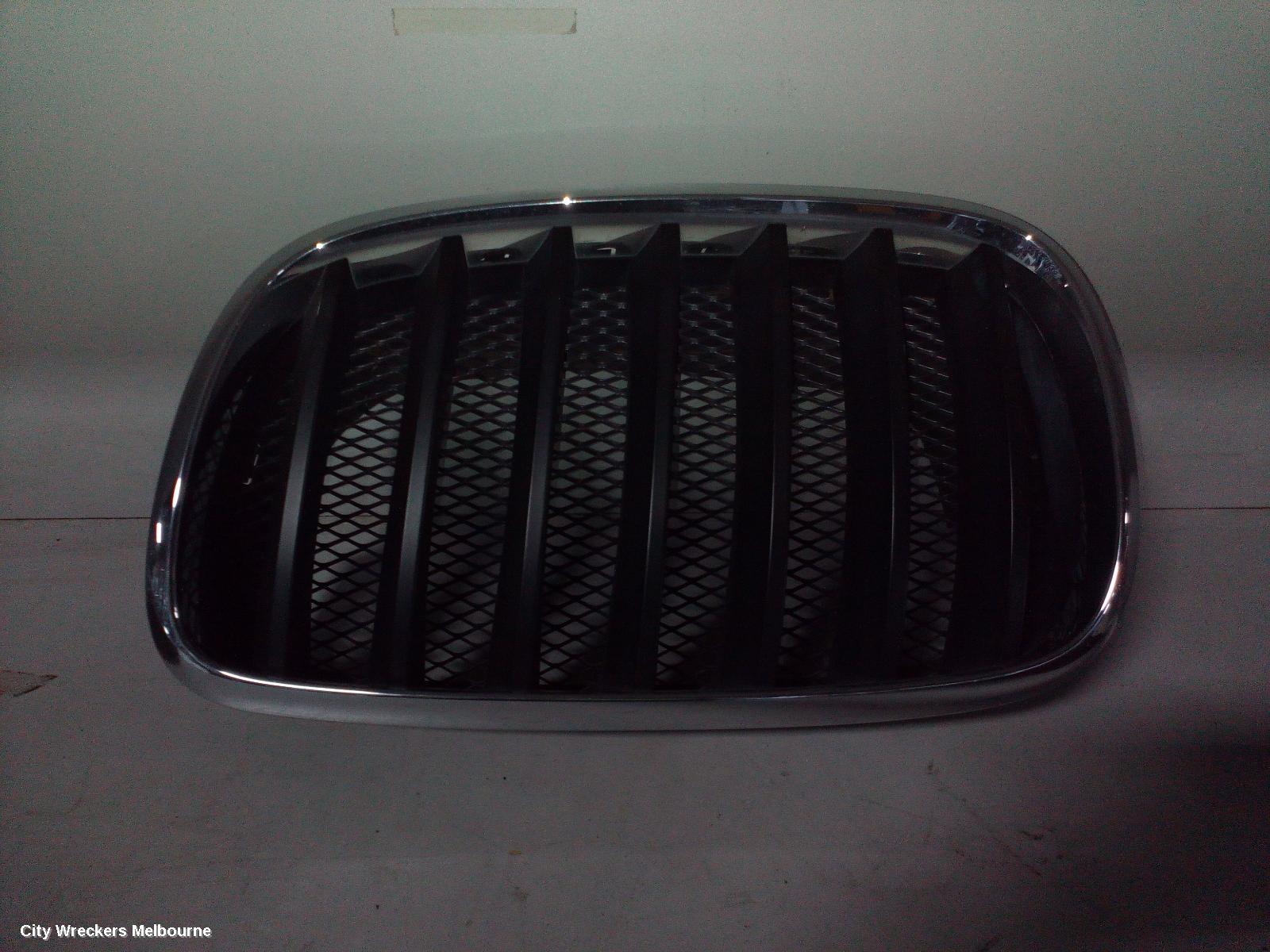 BMW X5 GRILLE, RADIATOR (RH SIDE), E70, 03/2007 - 08/2013 - Image 1