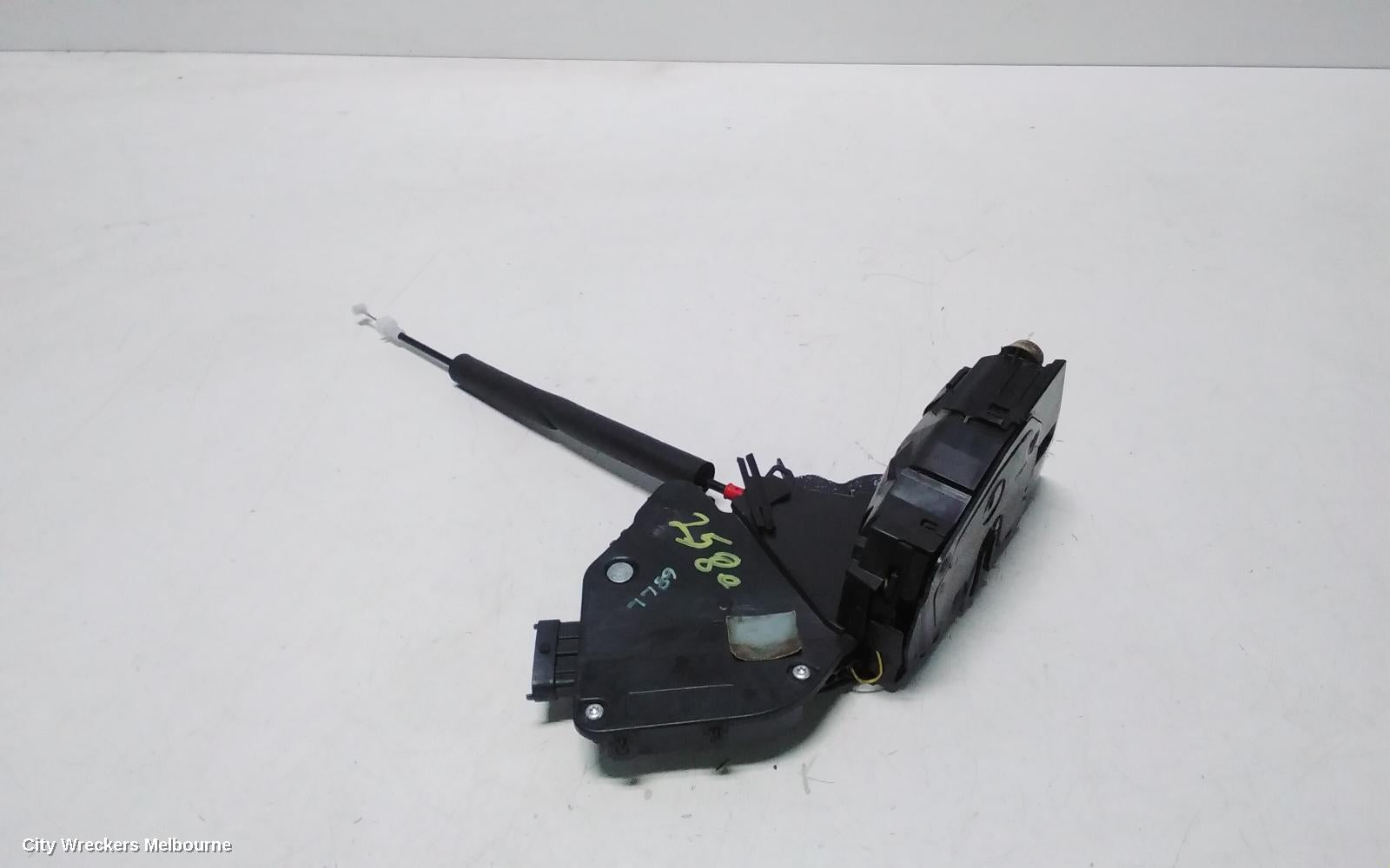 LAND ROVER DISCOVERY SPORT DOOR/BOOT/GATE LOCK, LEFT FRONT DOOR LOCK, L550, 01/2015 ONWARDS - Image 1