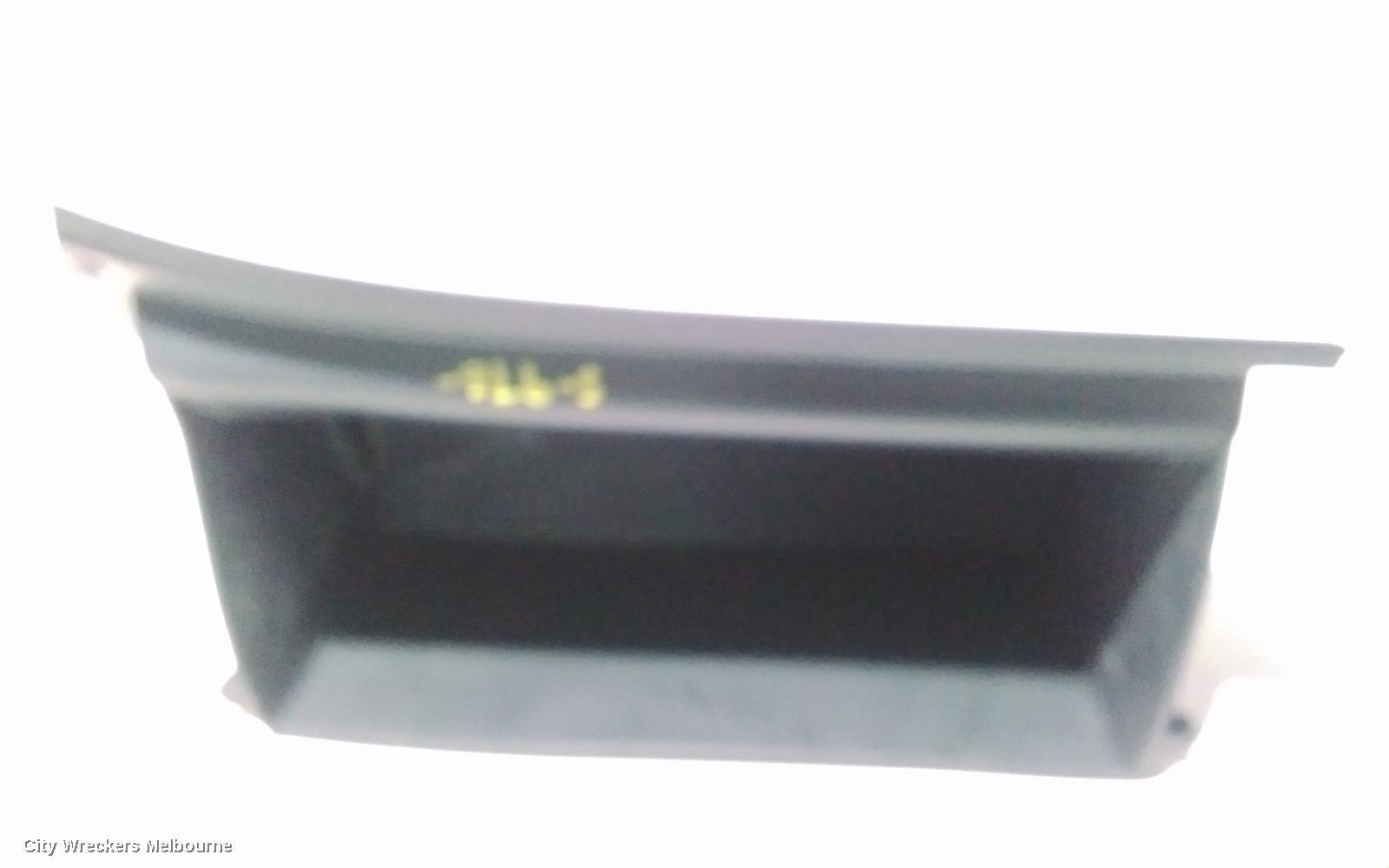 TOYOTA KLUGER GLOVE BOX, XU50 SERIES, 03/2014 - 02/2021 - Image 2