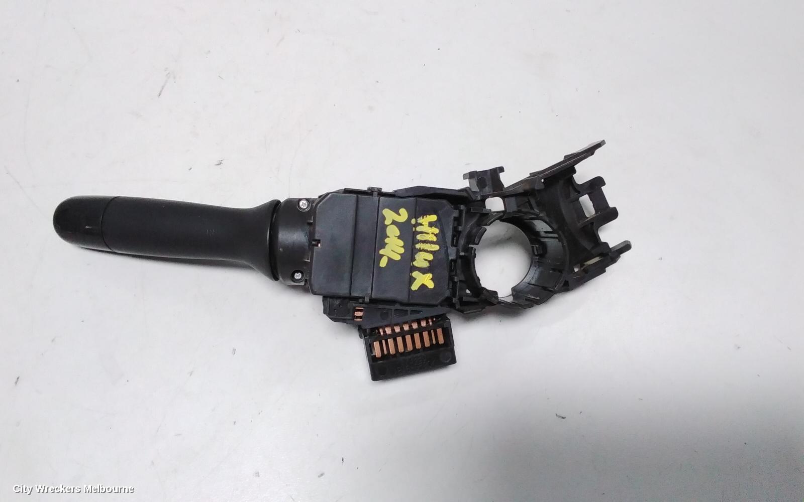 TOYOTA HILUX COMBINATION SWITCH, FLASHER SWITCH, NON FOGLAMP TYPE, 07/2011 - 08/2015 - Image 3