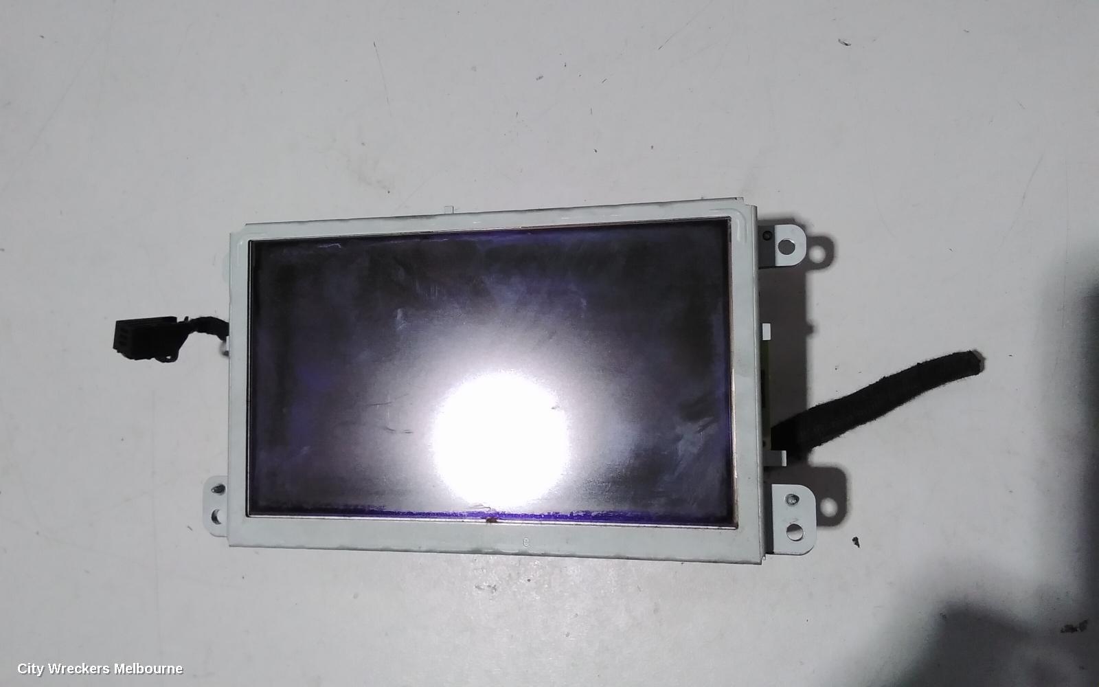 AUDI Q7 RADIO/CD/DVD/SAT/TV, DVD NAVIGATION UNIT, 4L, 09/2006 - 04/2011 - Image 2