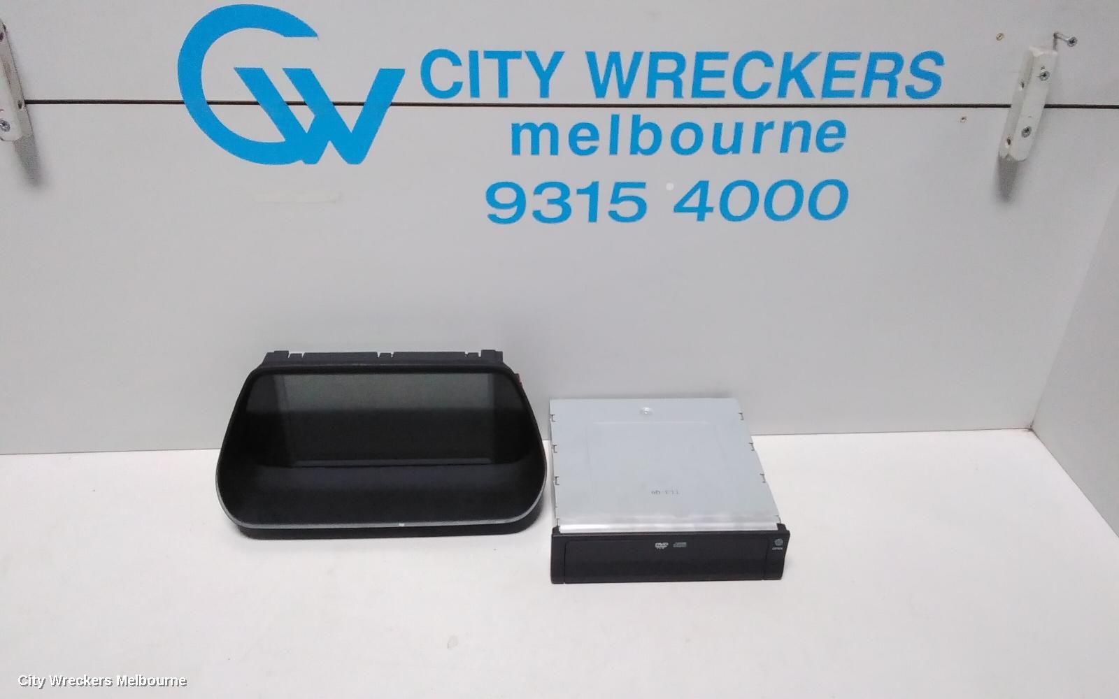 HONDA ACCORD RADIO/CD/DVD/SAT/TV, DISPLAY UNIT, SAT NAV TYPE, 8TH GEN, EURO (VIN JHMCU), 06/2008 - 12/2015 - Image 1