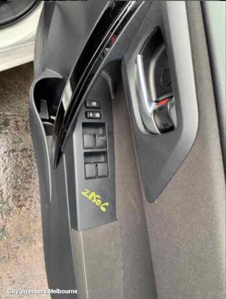 TOYOTA COROLLA PWR DR WIND SWITCH, RH FRONT (MASTER SWITCH), ZRE182R, HATCH, STANDARD, 03/2015 - 06/2018 - Image 1
