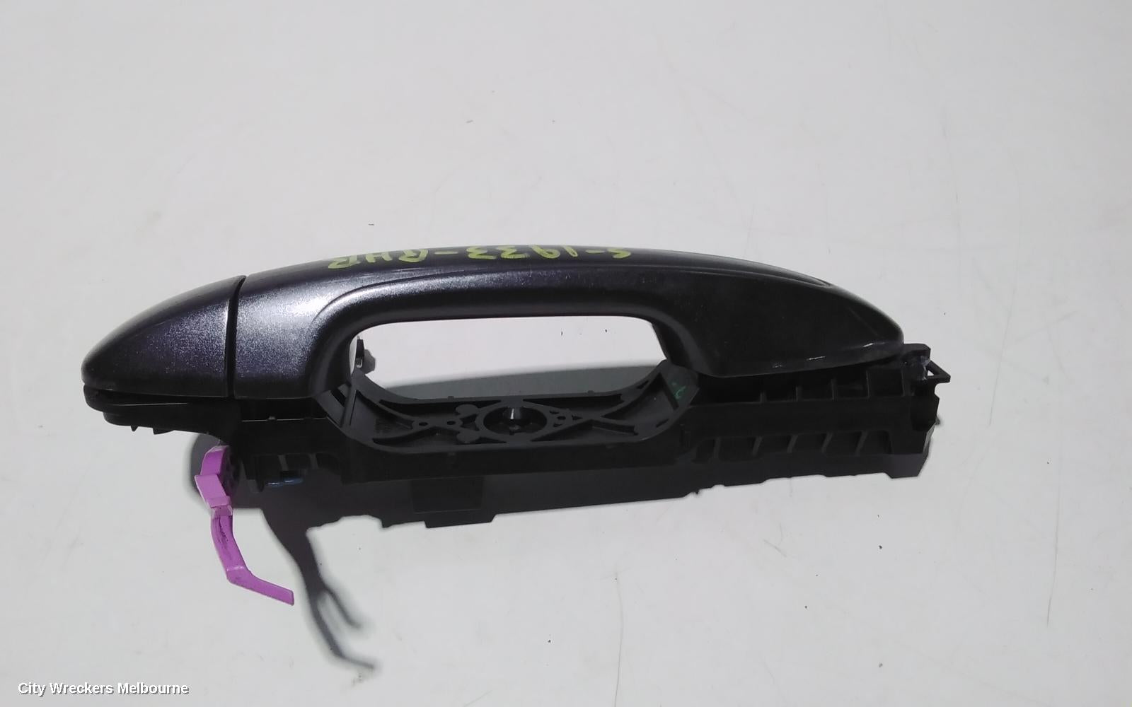 TOYOTA RAV4 DOOR HANDLE, OUTER, RH REAR, COLOUR CODED, XA40, 12/2012 - 11/2018 - Image 2