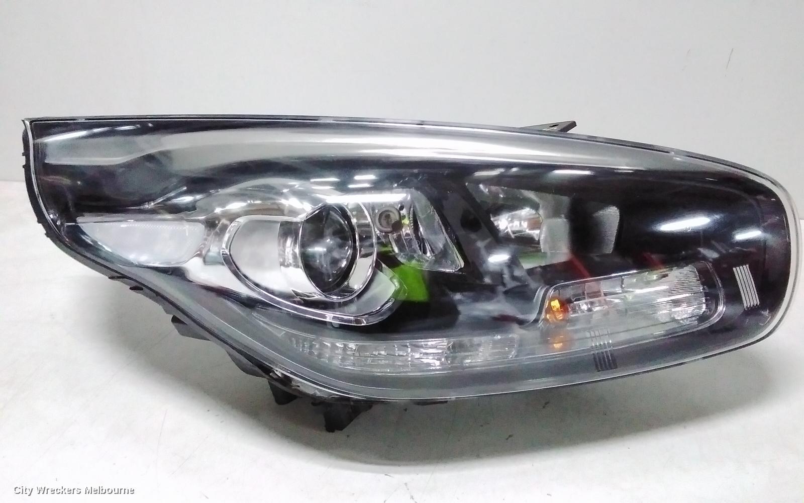 KIA RONDO RIGHT HEADLAMP, RP, NON H/LAMP WASHER TYPE, 06/2013 - 12/2018 - Image 3