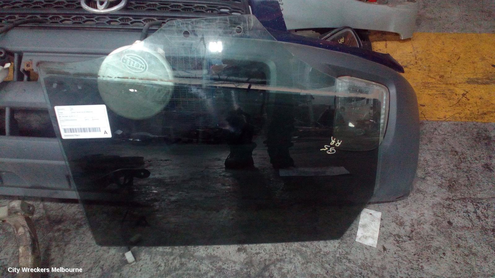 AUDI Q5 RIGHT REAR DOOR WINDOW, 8R, Q5/SQ5, 12/2008 - 01/2017 - Image 1