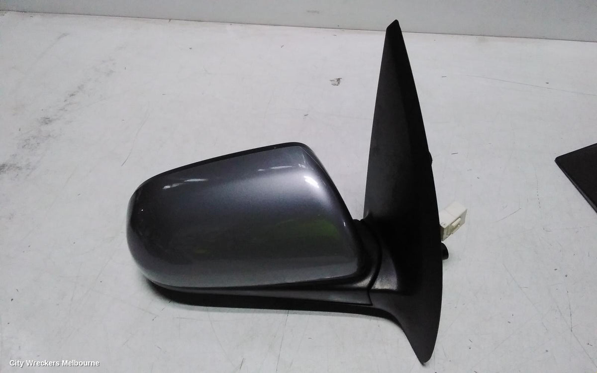 HOLDEN BARINA RIGHT DOOR MIRROR, TK, SEDAN, 12/2005 - 12/2012 - Image 2