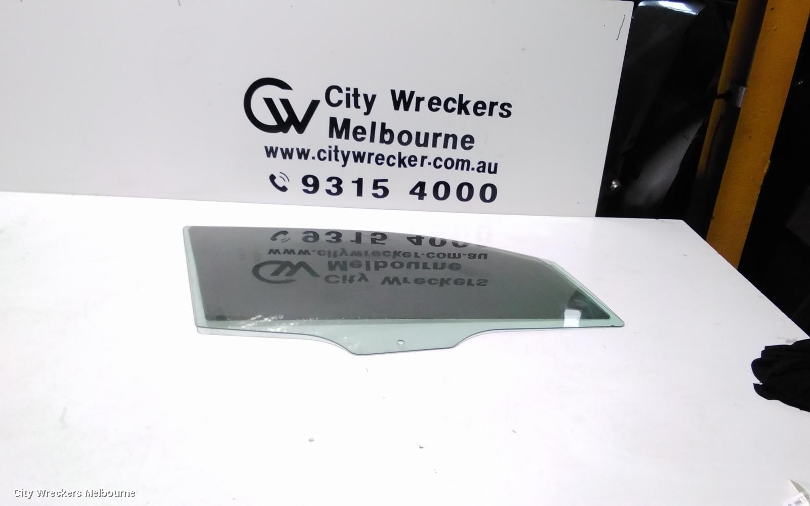 VOLKSWAGEN AMAROK RIGHT FRONT DOOR WINDOW, 2H, 12/2010 ONWARDS - Image 2