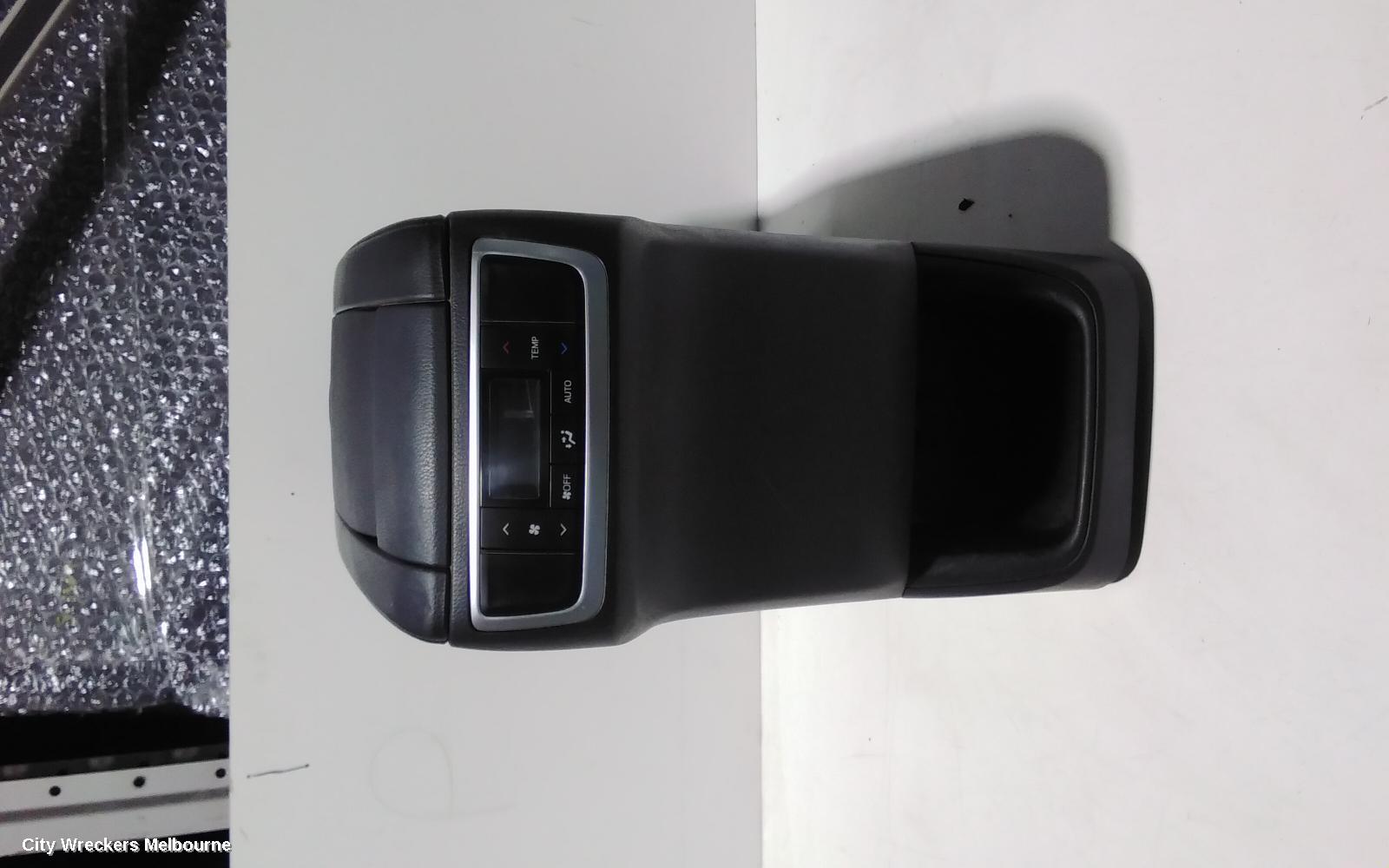 TOYOTA KLUGER CONSOLE, XU50 SERIES, BLACK, 03/2014 - 02/2021 - Image 2