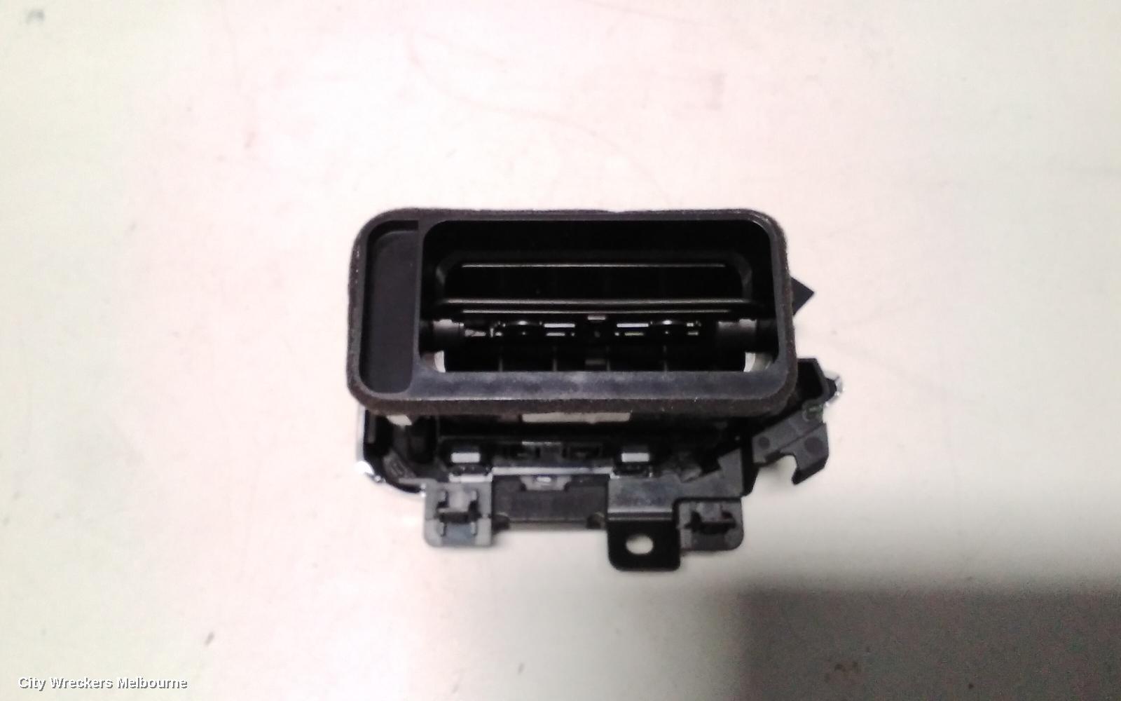 MAZDA CX5, KF, 02/2017 - 03/2026, AIRVENT LFET: 70414 - Image 3