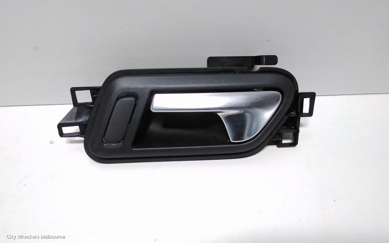 VOLKSWAGEN AMAROK DOOR HANDLE, INNER, LH FRONT, BLACK, 2H, 12/2010 ONWARDS - Image 2