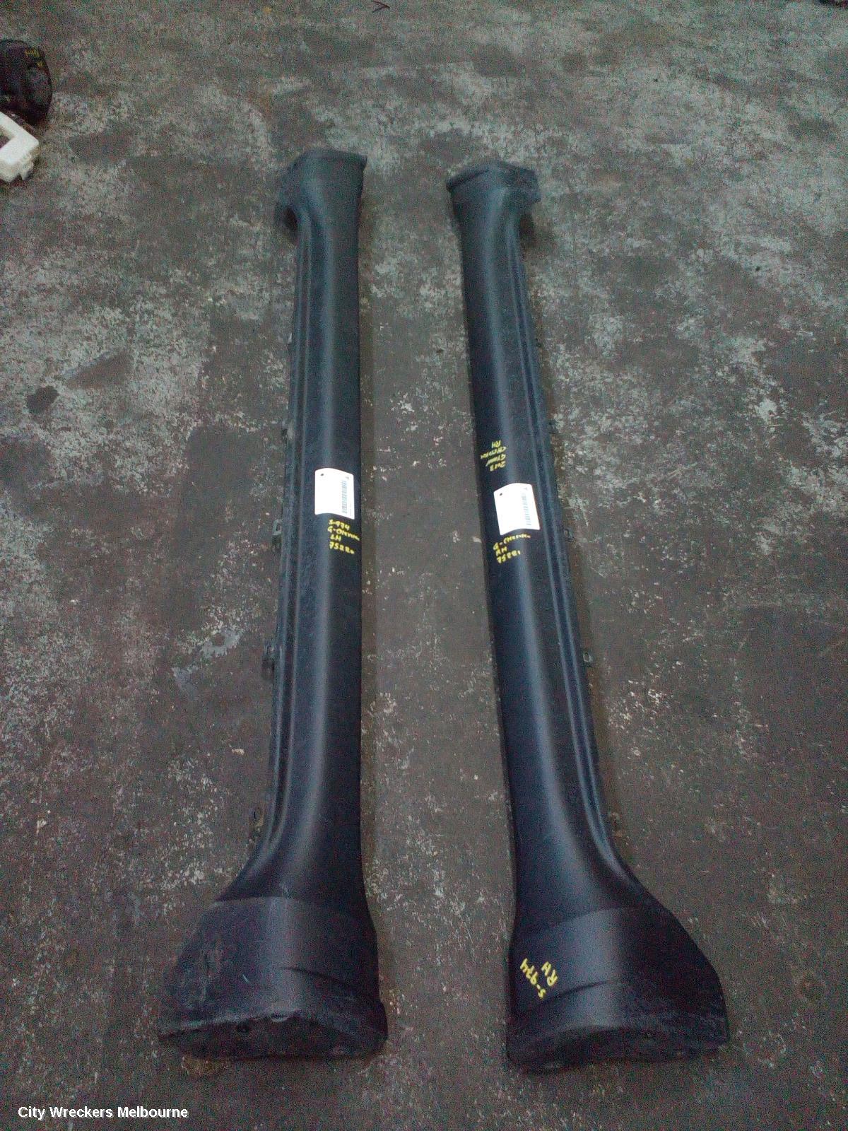 JEEP GRANDCHEROKEE SIDE STEP/SKIRT, WK, SIDE SKIRT, LH SIDE, 10/2010 ONWARDS - Image 1