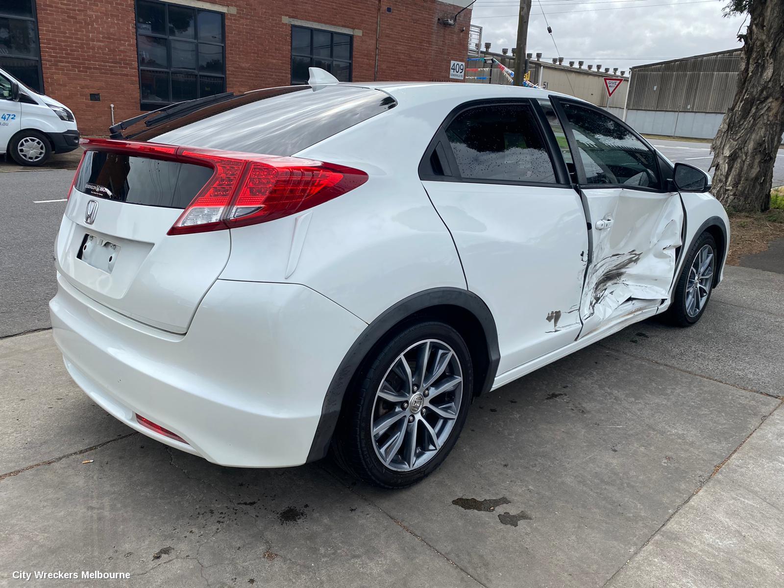 HONDA CIVIC RIGHT GUARD, 9TH GEN, HATCH (VIN SHHFK), 06/2012 - 04/2016 - Image 3