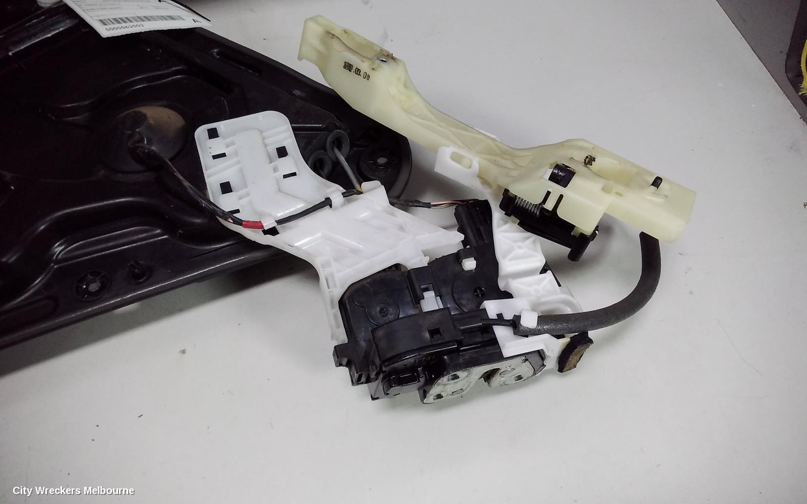 HYUNDAI I45 DOOR/BOOT/GATE LOCK, LEFT REAR DOOR LOCK, YF, 02/2010 - 04/2014 - Image 1