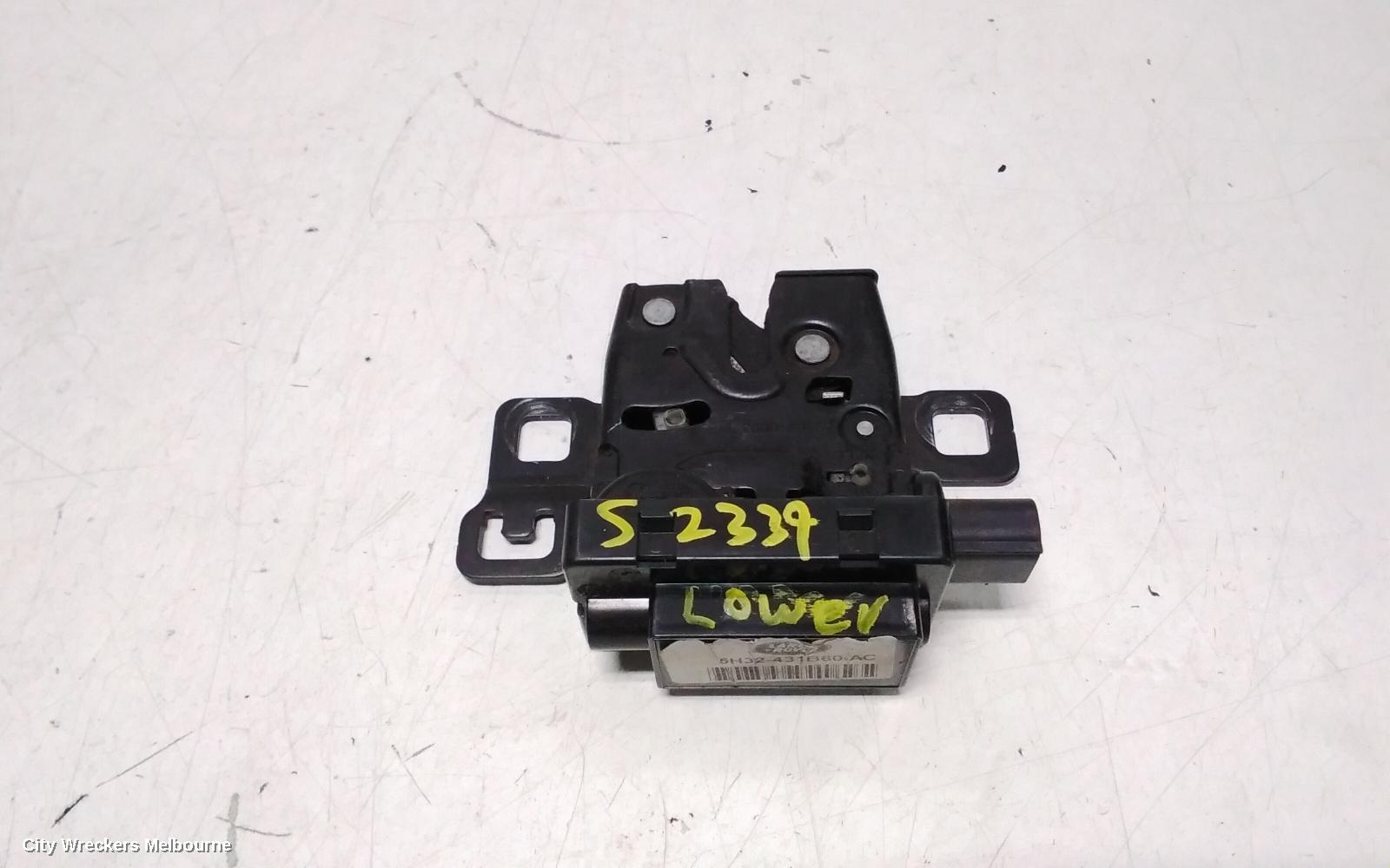 LAND ROVER RANGEROVER SPORT DOOR/BOOT/GATE LOCK, LOWER TAILGATE LOCK, L320, SPORT, 08/2005 - 05/2013 - Image 2
