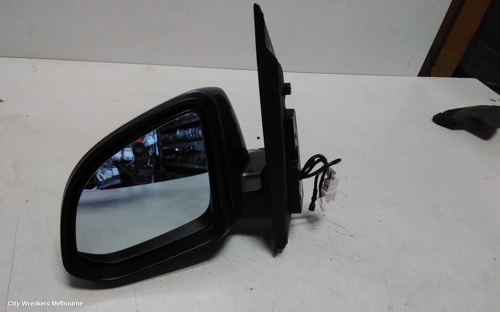 LDV G10 LEFT DOOR MIRROR, SV7A, W/ MANUAL FOLD, CAMERA TYPE, COLOUR CODED, WAGON, 04/2015 - 08/2022 - Image 1