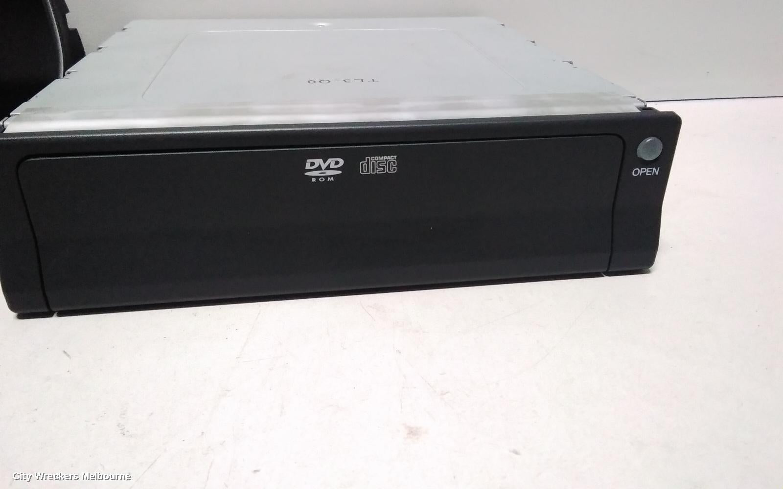 HONDA ACCORD RADIO/CD/DVD/SAT/TV, DISPLAY UNIT, SAT NAV TYPE, 8TH GEN, EURO (VIN JHMCU), 06/2008 - 12/2015 - Image 3