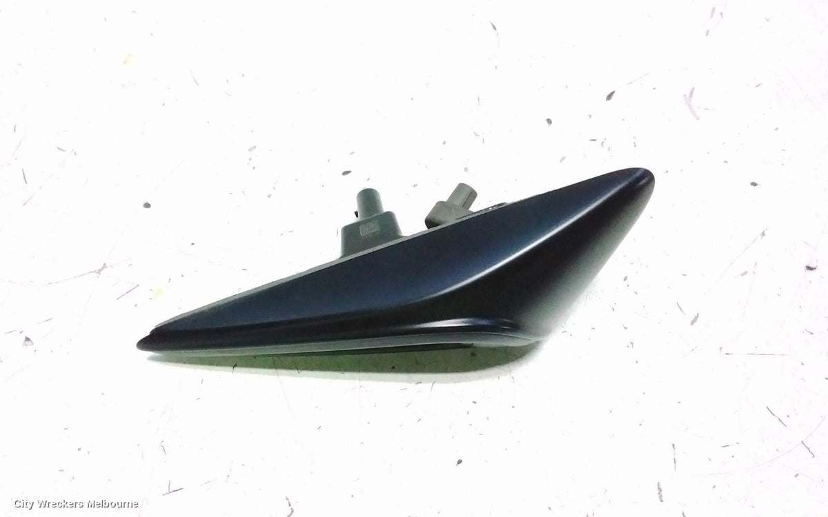 TESLA MODEL Y REVERSE CAMERA, 1ST GEN, SIDE CAMERA (RH GUARD), 03/2022 - 02/2025 - Image 3