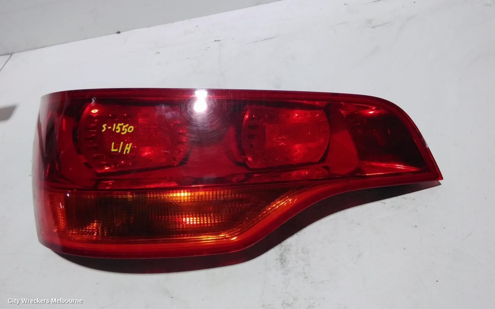 AUDI Q7 LEFT TAILLIGHT, 4L, IN TAILGATE, 09/2006 - 09/2009 - Image 2
