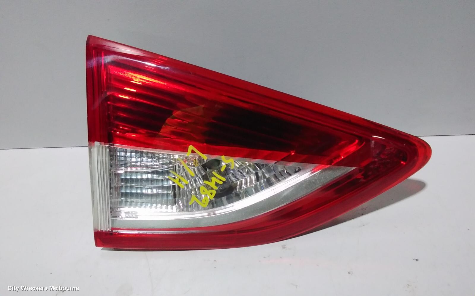 FORD KUGA REAR GARNISH, TAILGATE LAMP (LH SIDE), TF, STANDARD TYPE, TREND/AMBIENTE, 11/2012 - 09/2016 - Image 2
