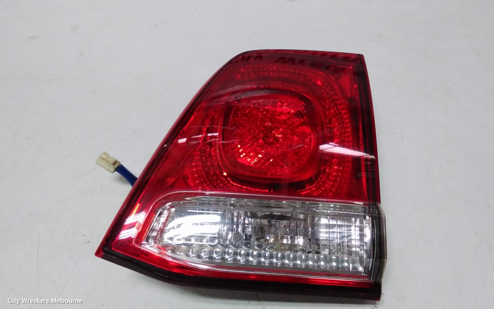 TOYOTA LANDCRUISER REAR GARNISH, 200 SERIES, TAILGATE LAMP (RH SIDE), 11/2007 - 01/2012 - Image 2