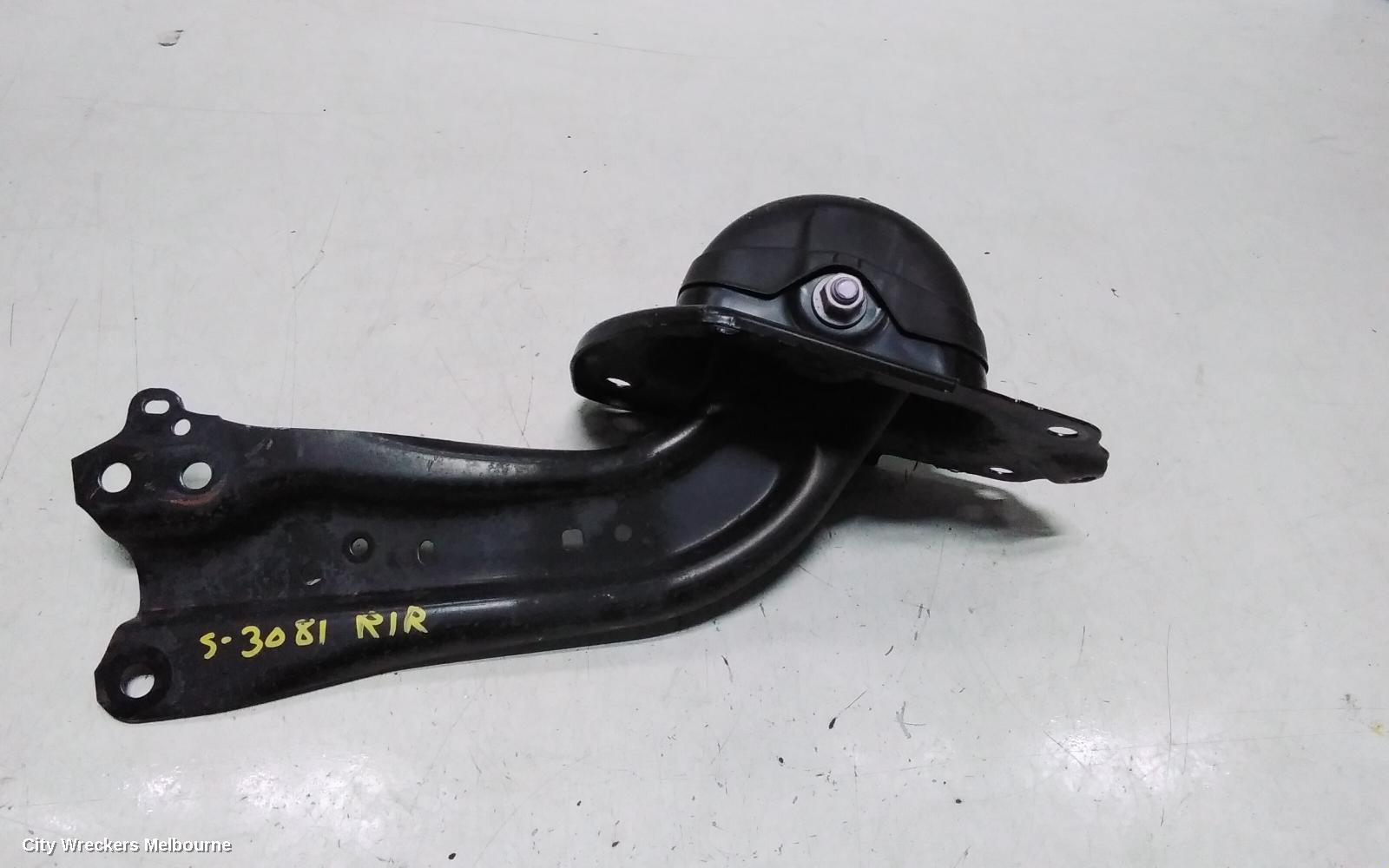 TOYOTA CAMRY RIGHT REAR TRAILING ARM, TRAILING ARM, XV70, 09/2017 - 05/2024 - Image 3