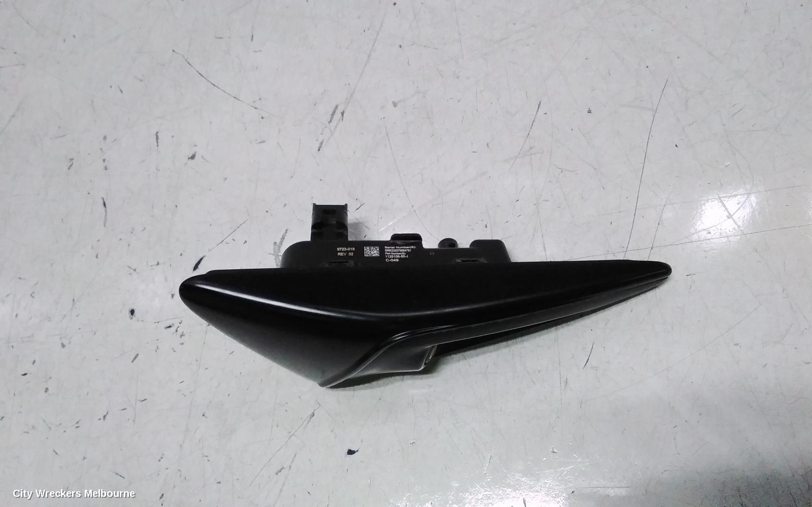 TESLA MODEL Y REVERSE CAMERA, 1ST GEN, SIDE CAMERA (LH GUARD), 03/2022 ONWARDS - Image 2