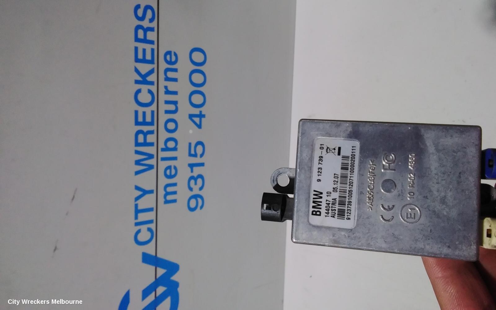 BMW 5 SERIES ECU, BLUETOOTH MODULE ONLY (TCU), E60/E61, 10/2003 - 04/2010 - Image 2