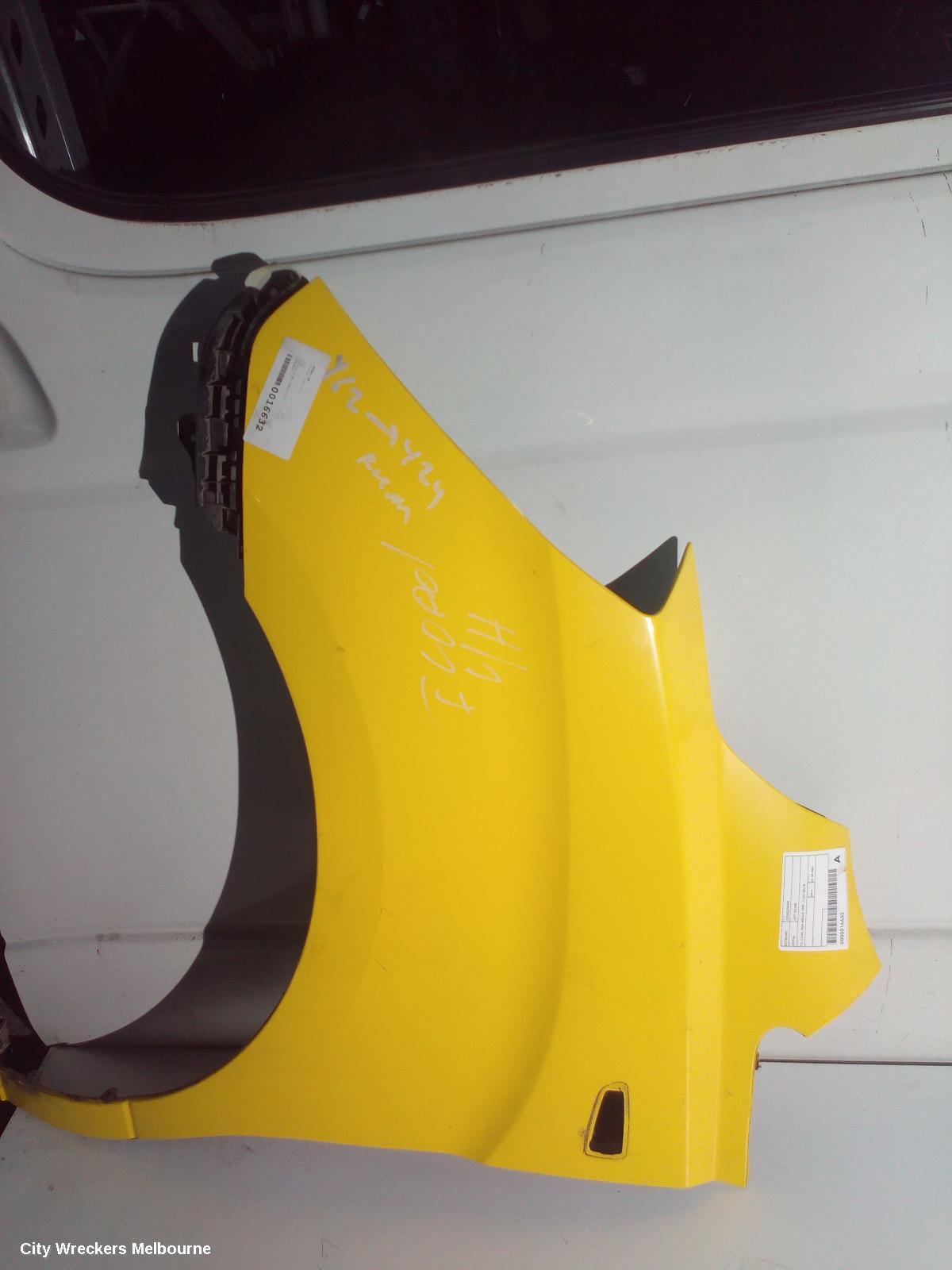 HYUNDAI ILOAD/IMAX LEFT GUARD, TQ, ILOAD, NON MOULD TYPE, 11/2007 - 02/2018 - Image 3
