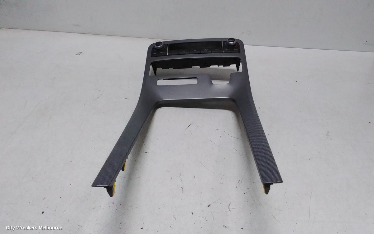 HYUNDAI PALISADE HEATER/AC CONTROLS, REAR THREE ZONE CLIMATE CONTROL, W/SEAT WARMER TYPE, LX2, 07/2020 ONWARDS - Image 2