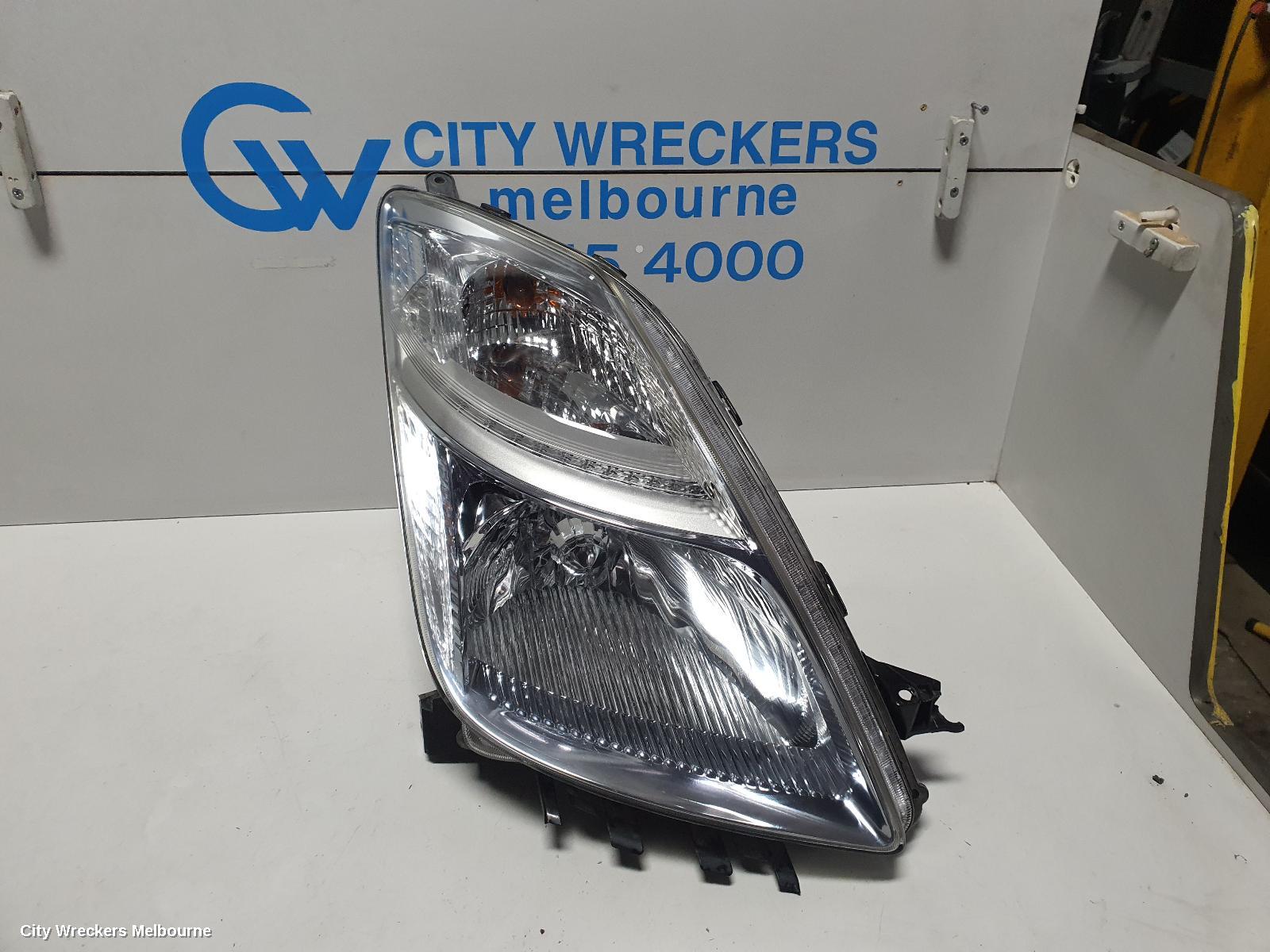 TOYOTA PRIUS RIGHT HEADLAMP, NHW20R, 11/2005 - 05/2009 - Image 1