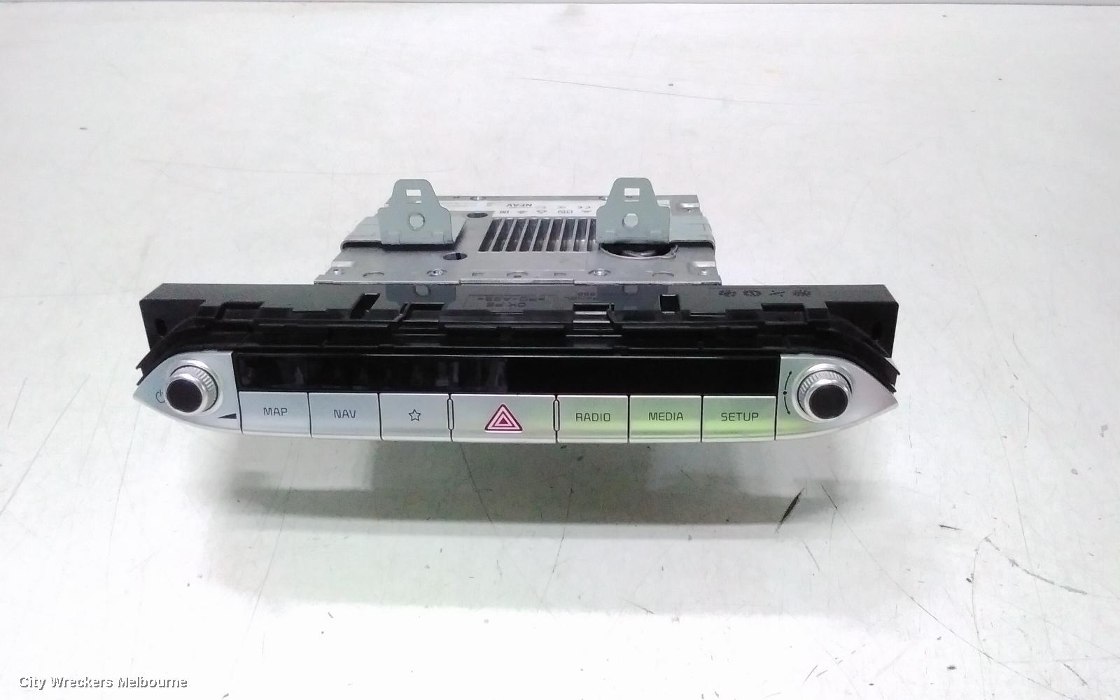 KIA STINGER RADIO/CD/DVD/SAT/TV, DASH RADIO CONTROL PANEL/HEAD UNIT, CK, 06/2017 - 04/2023 - Image 1